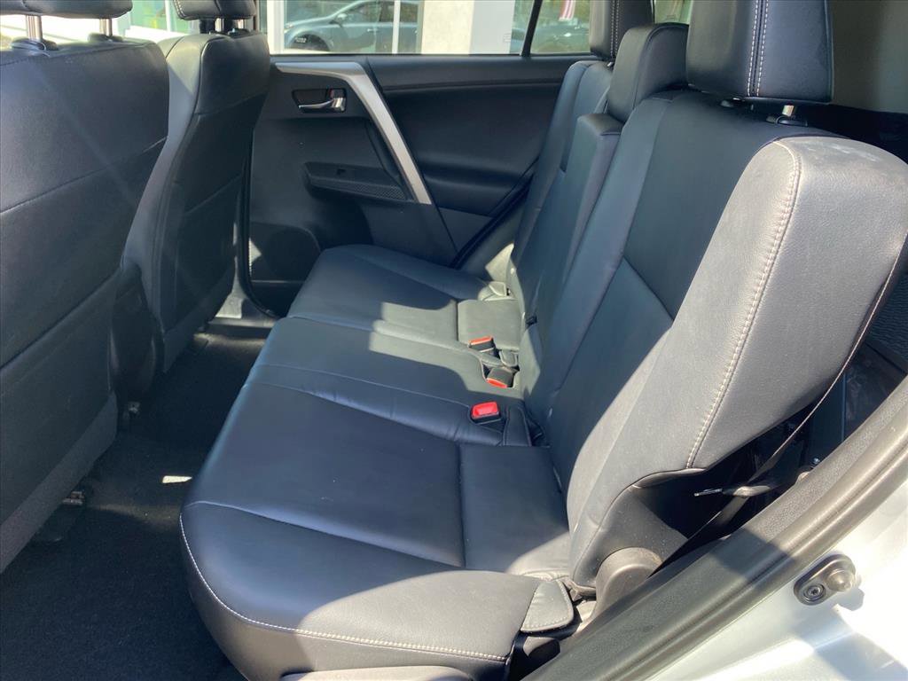 Used 2014 Toyota RAV4 Limited AWD/4WD image 22