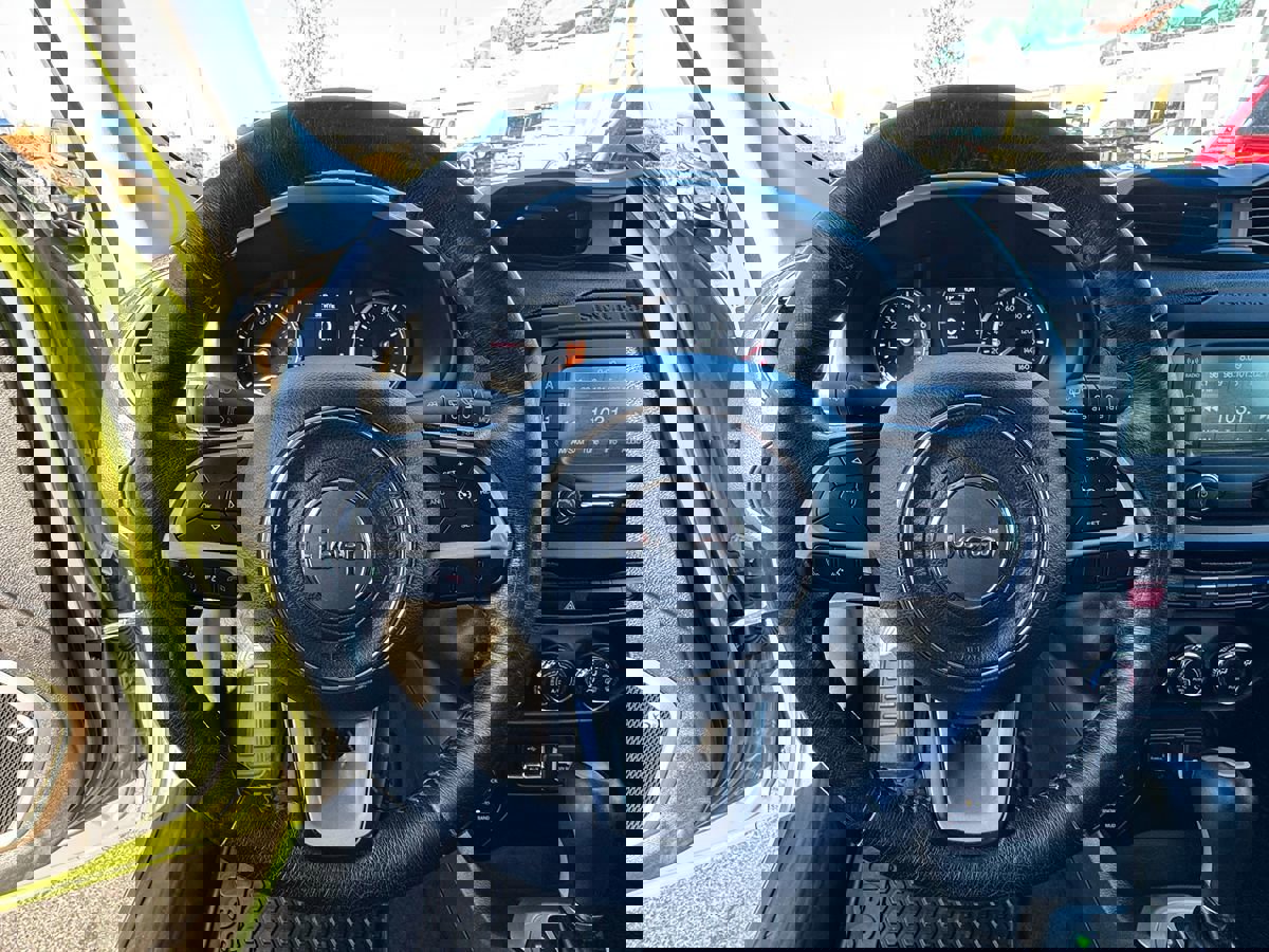 Used 2016 Jeep Renegade 75th Anniversary AWD/4WD image 14