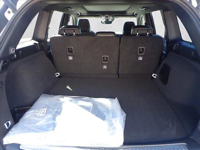 New 2025 Jeep Grand Cherokee Overland w/ Trailer Tow Package image 8