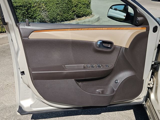 Used 2009 Chevrolet Malibu LT w/ Premium Mat Package image 16