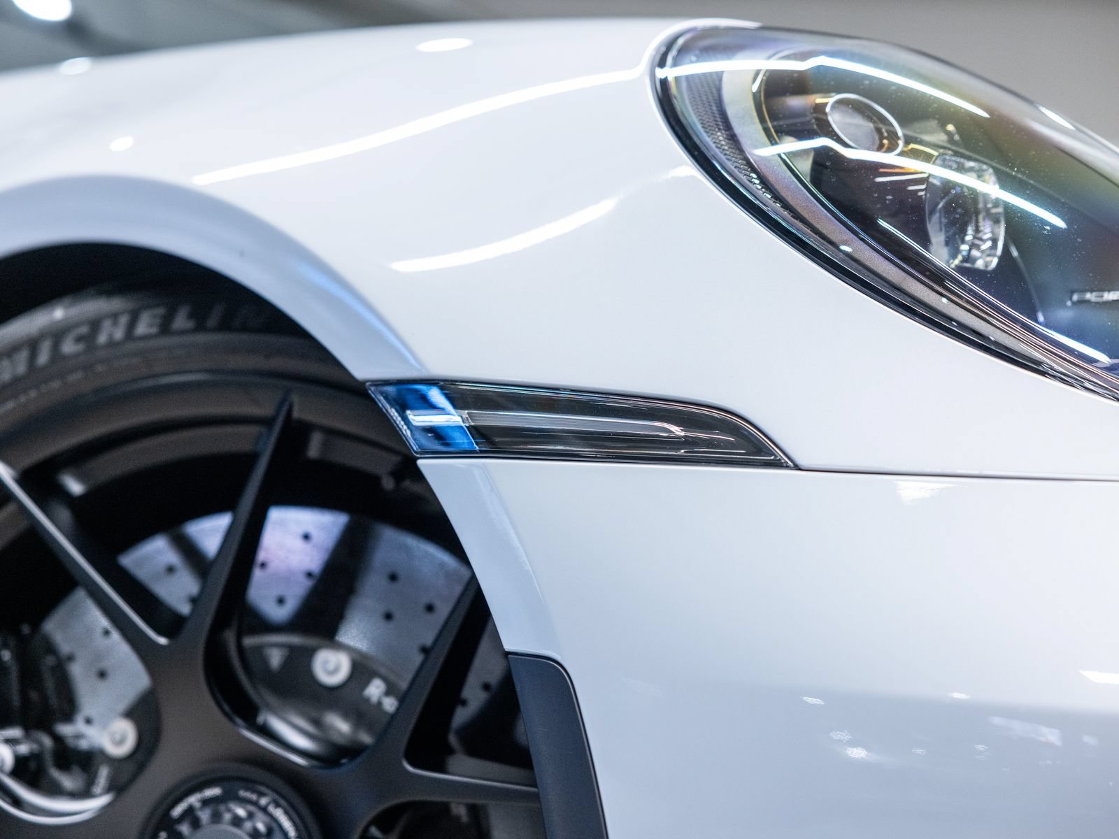 Certified 2024 Porsche 911 GT3 RS RWD image 20