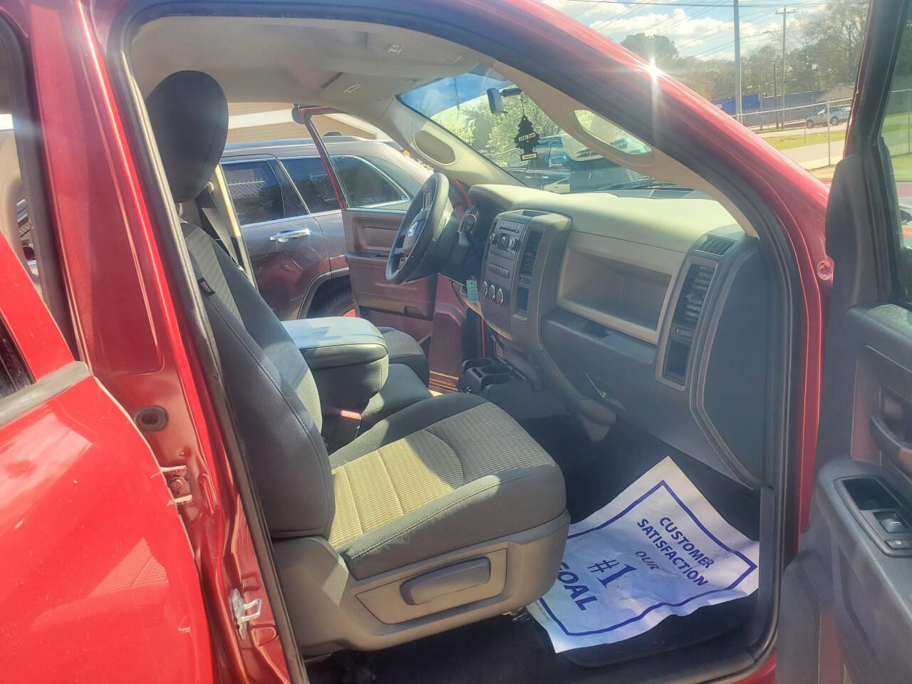 Used 2012 RAM 1500 Express image 10