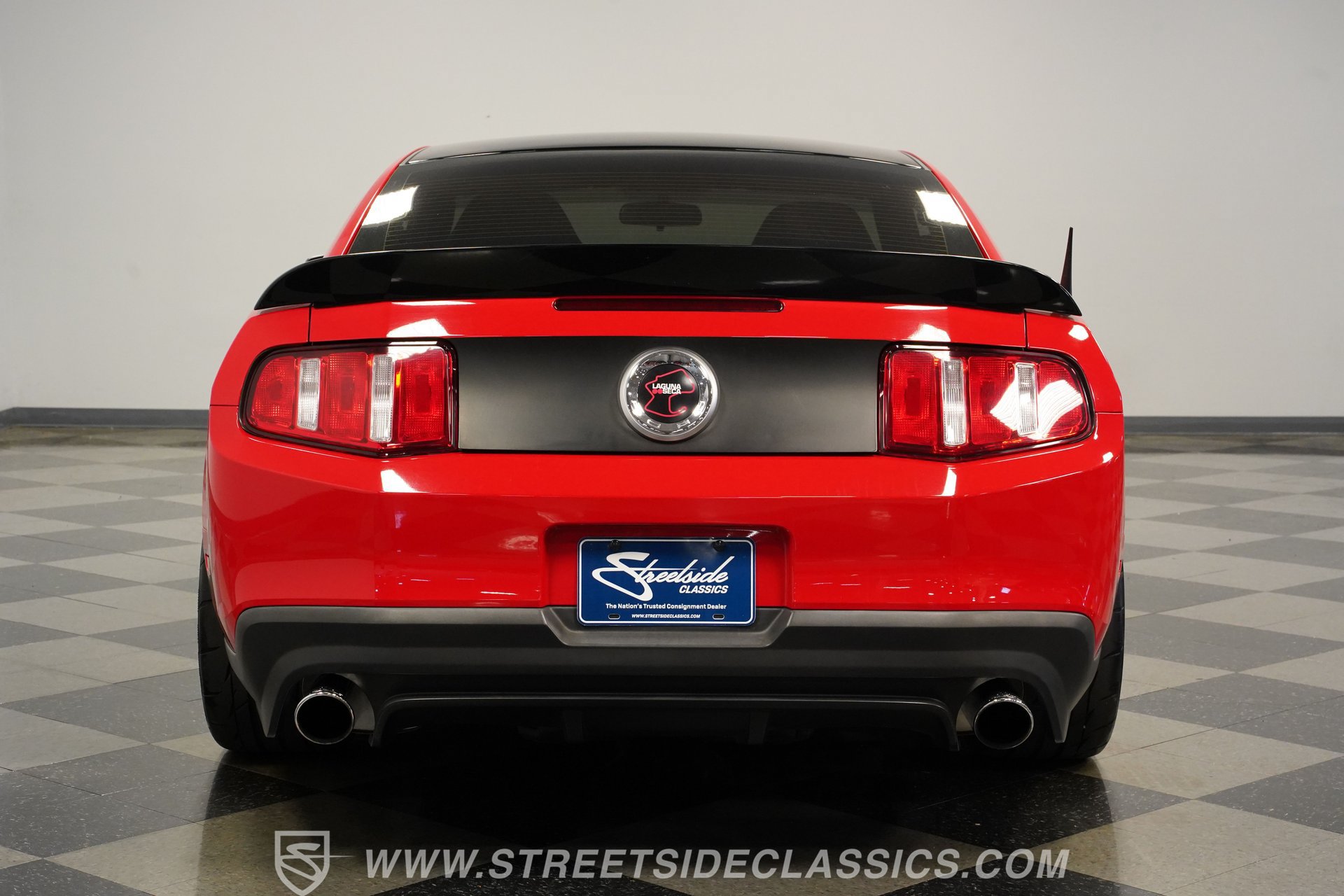 Used 2012 Ford Mustang Boss 302 w/ Boss 302 Accessory Pkg RWD image 11