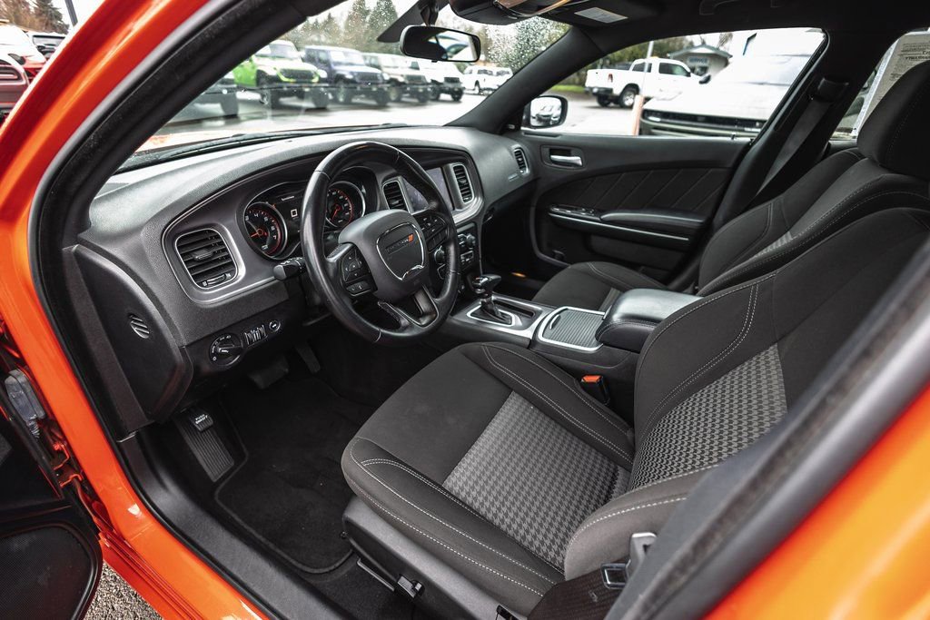 Used 2023 Dodge Charger SXT image 18