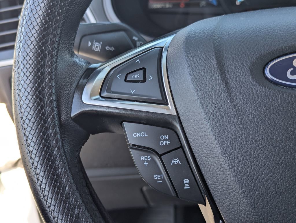 Used 2024 Ford Edge SEL AWD/4WD image 19