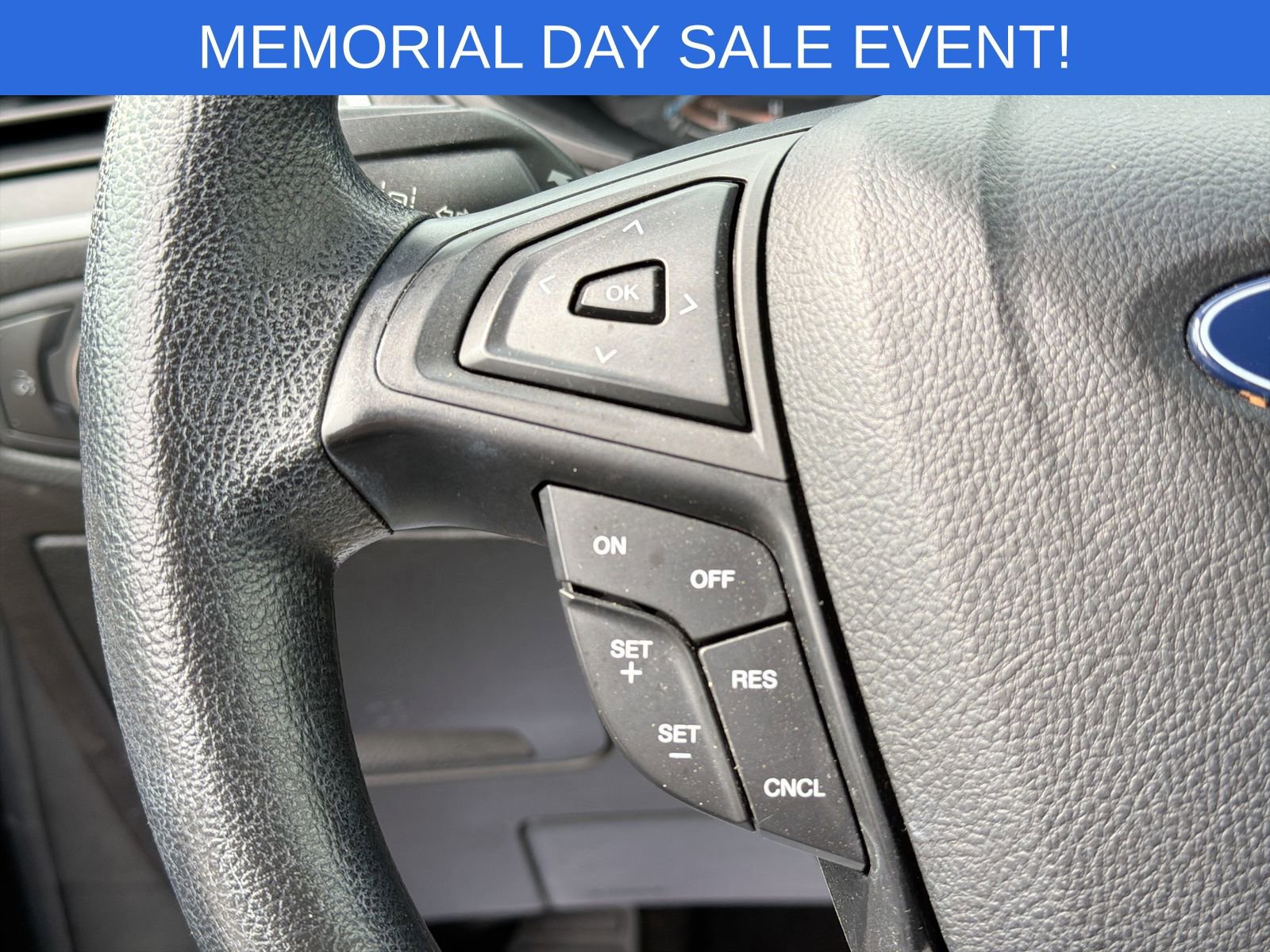 Used 2020 Ford Edge SE FWD image 26