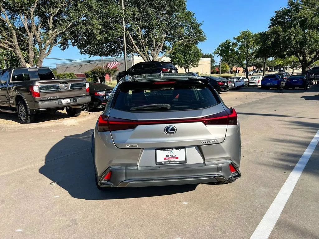 Used 2020 Lexus UX 250h F Sport AWD/4WD image 8