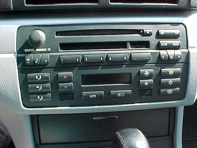 Used 2004 BMW 330Ci image 35