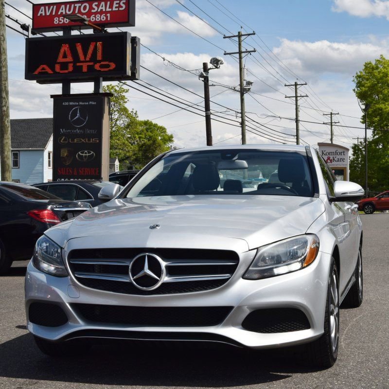 Used 2018 Mercedes-Benz C 300 4MATIC Sedan image 6