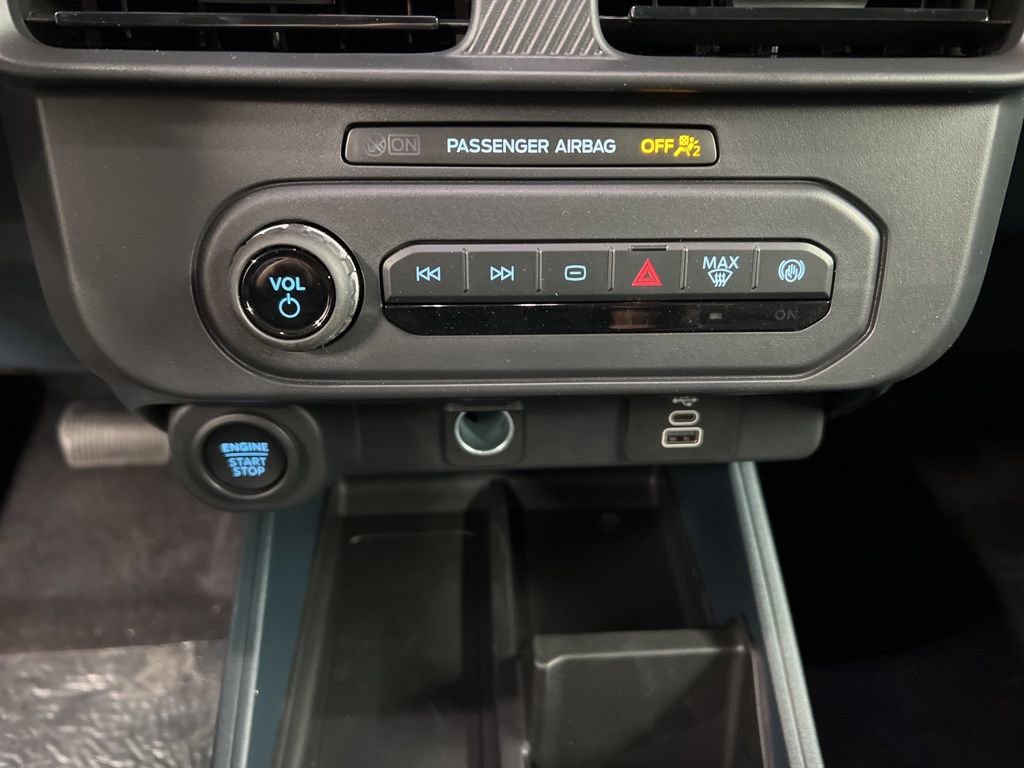 New 2026 Ford Maverick Lobo image 13