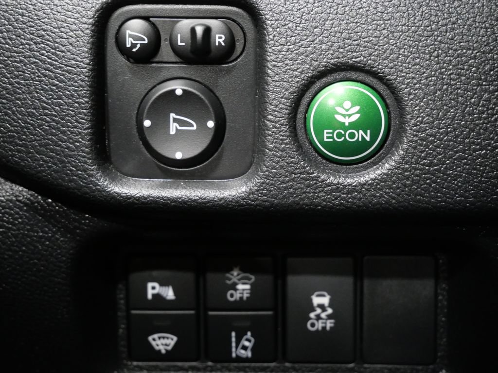 Used 2025 Honda Passport TrailSport image 15