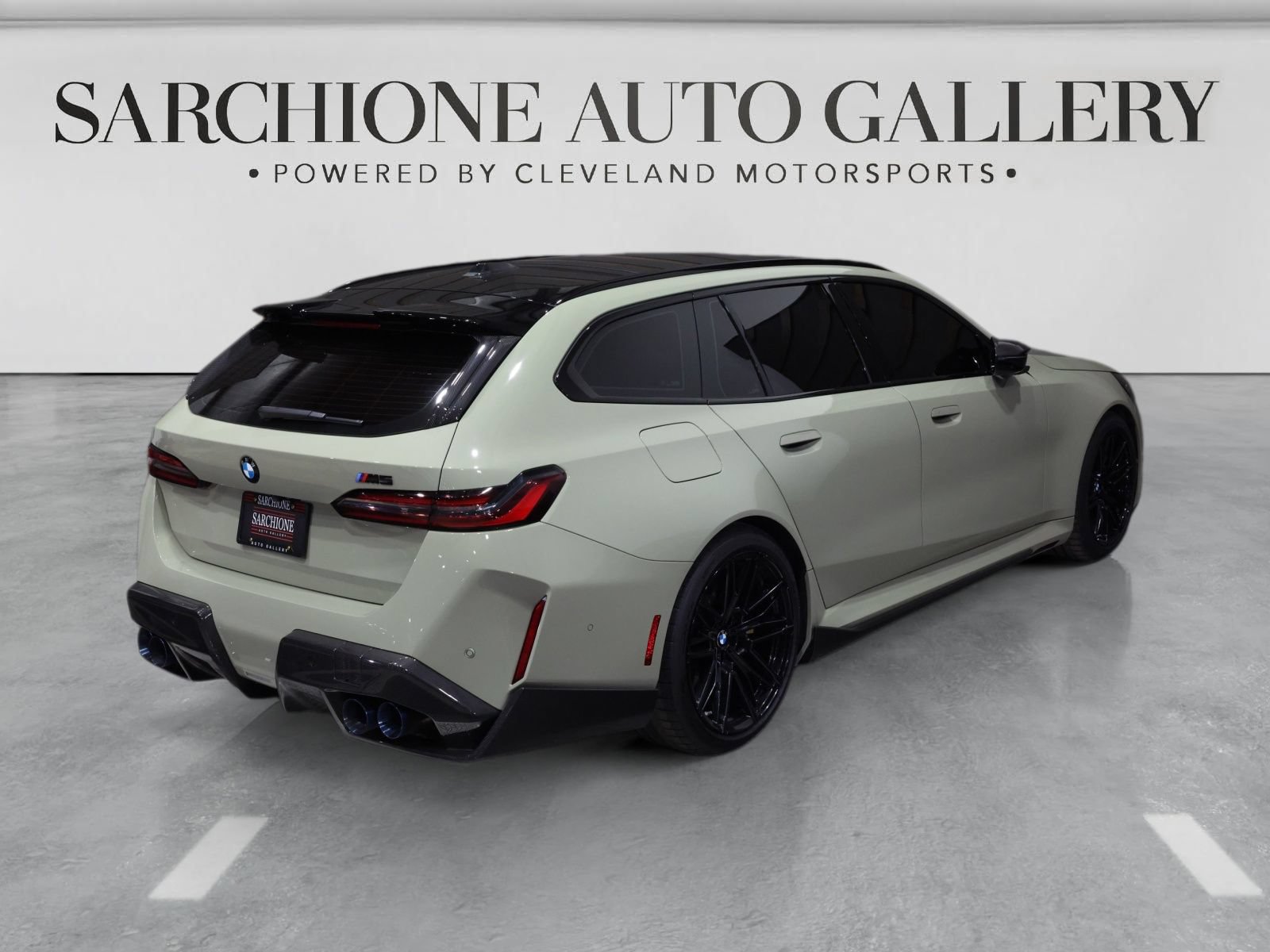 Used 2026 BMW M5 Touring w/ Executive Package AWD/4WD image 2