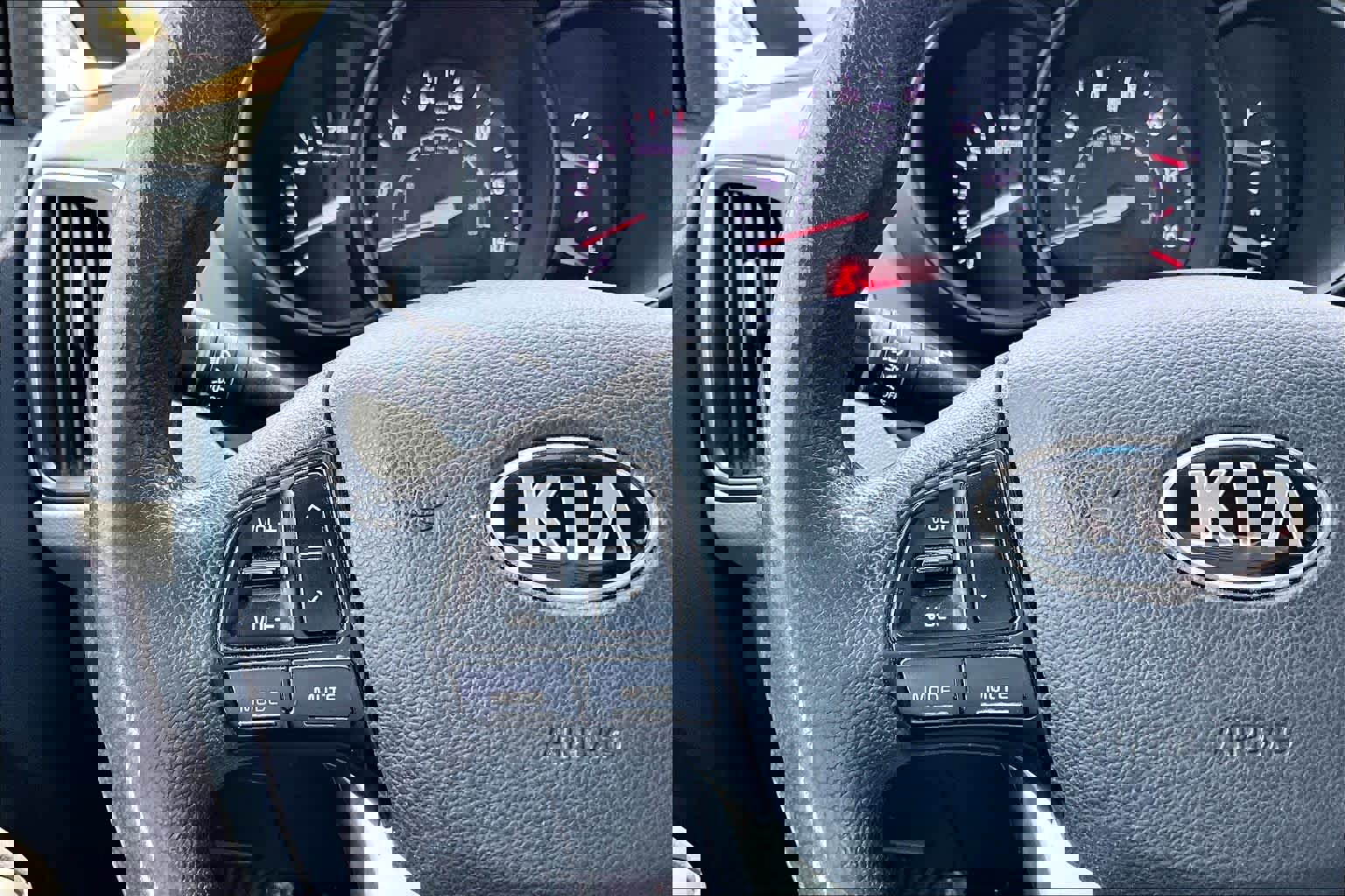 Used 2017 Kia Rio EX w/ Eco Package image 23