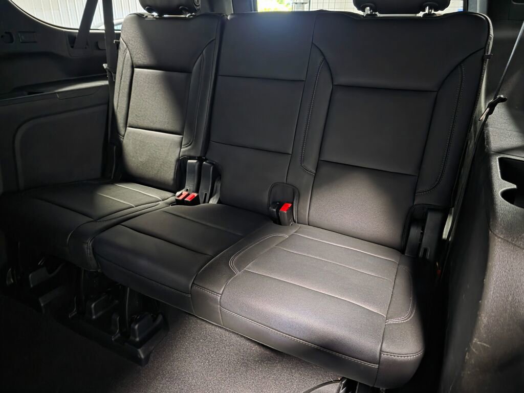 Used 2021 Chevrolet Suburban LT AWD/4WD image 11