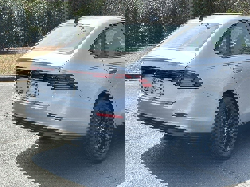 New 2025 Honda Accord SE image 37