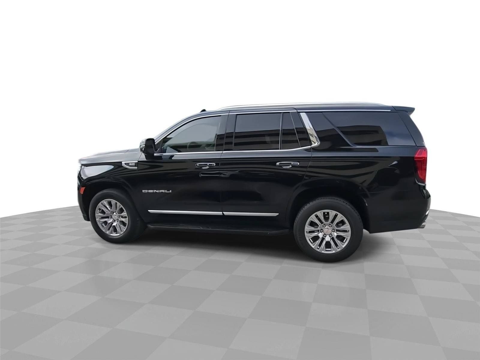 Used 2024 GMC Yukon Denali w/ Advanced Technology Package AWD/4WD image 6