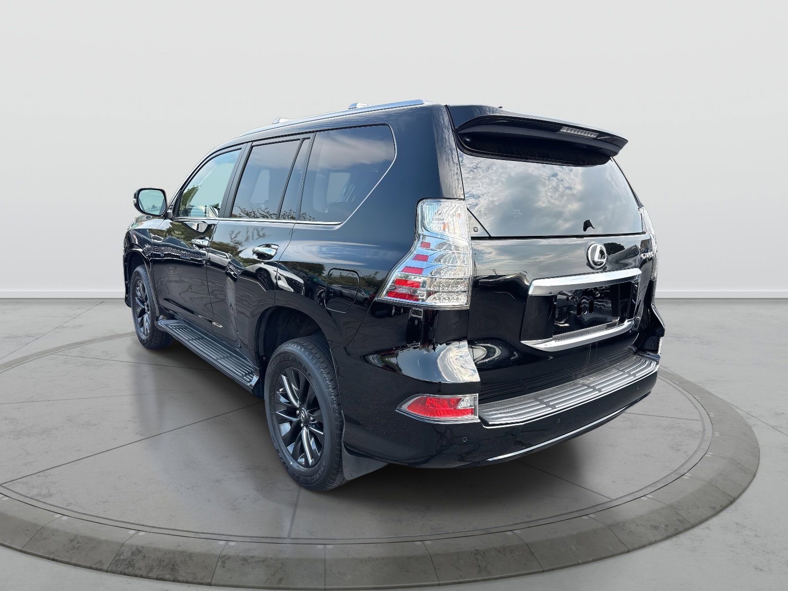 Used 2022 Lexus GX 460 Premium w/ Premium Package AWD/4WD image 3