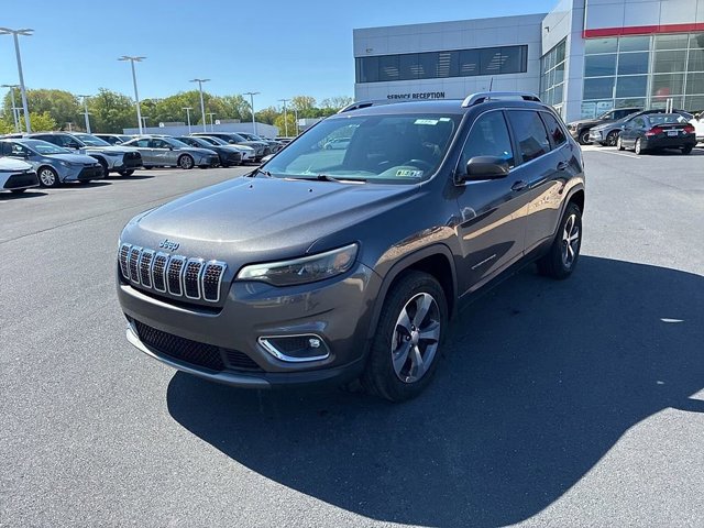 Used 2019 Jeep Cherokee Limited image 18