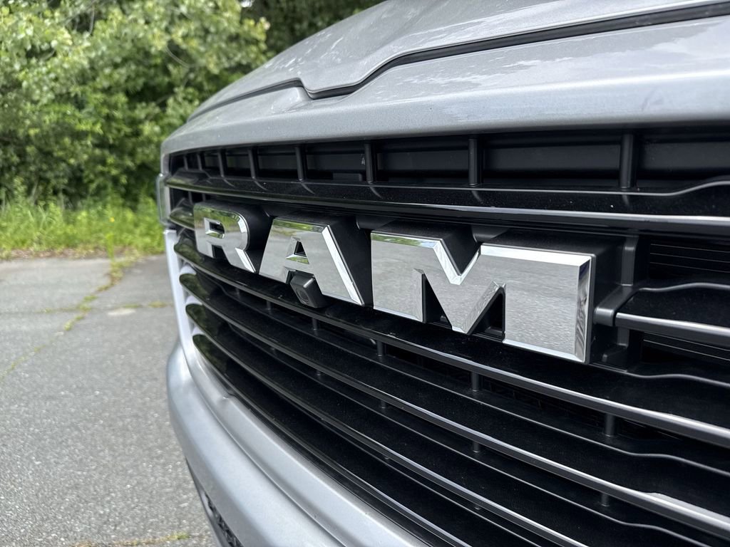 Used 2025 RAM 1500 Laramie w/ Sport Appearance Package image 32