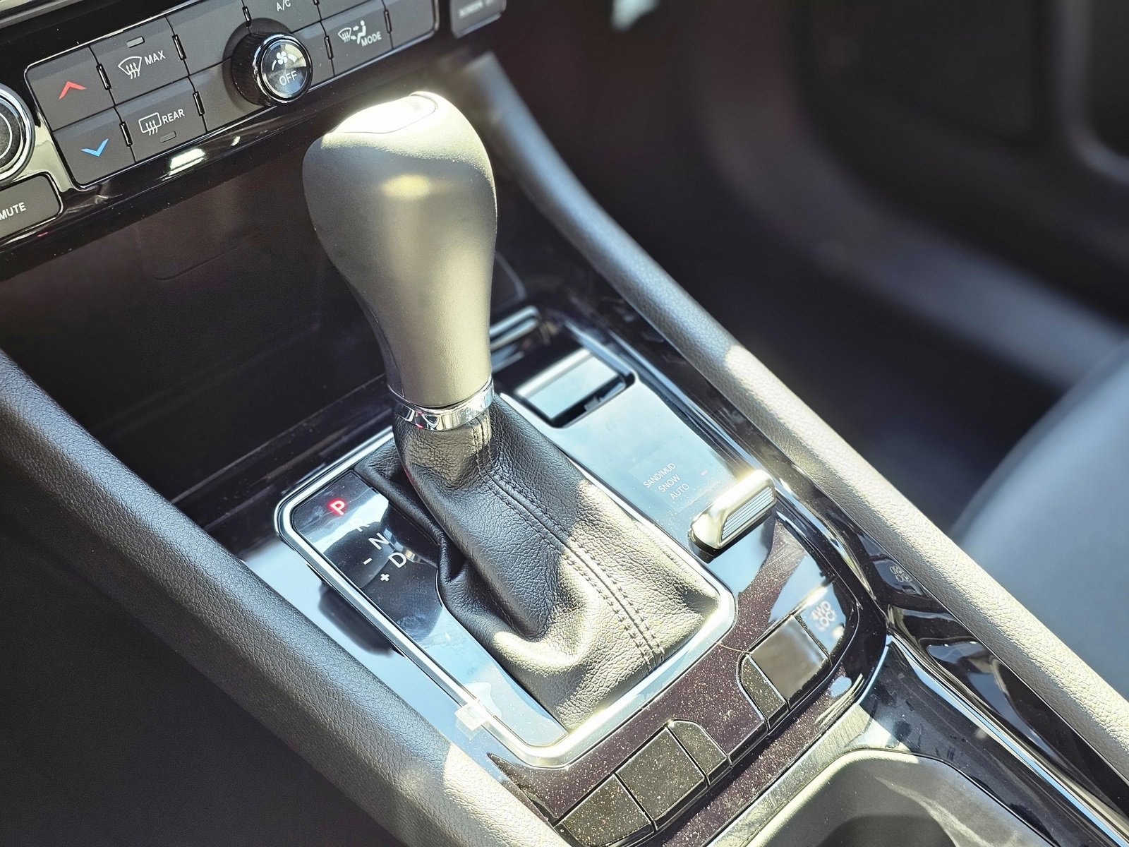 New 2026 Jeep Compass Latitude image 14