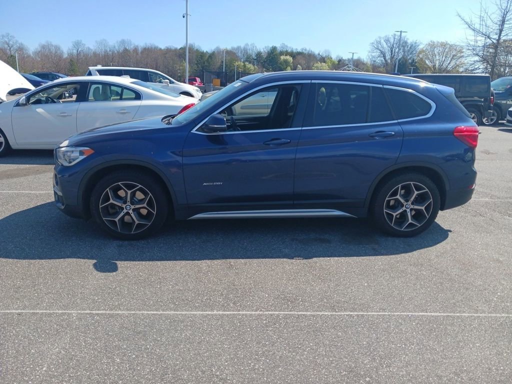Used 2017 BMW X1 xDrive28i image 9