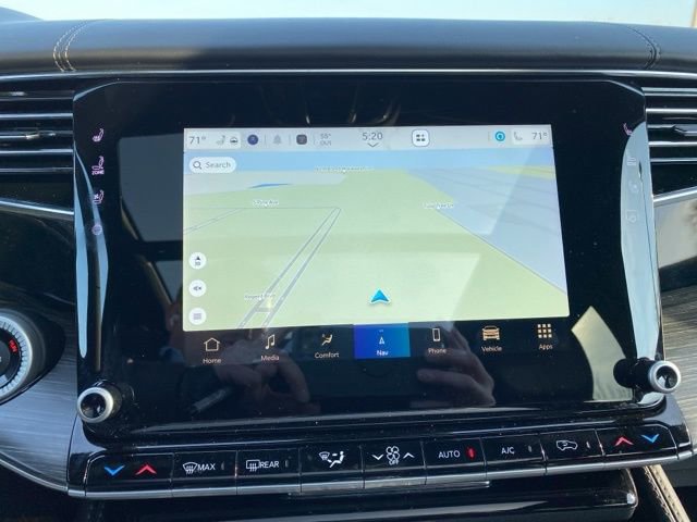 Used 2023 Jeep Wagoneer Series II w/ Premium Group I image 18