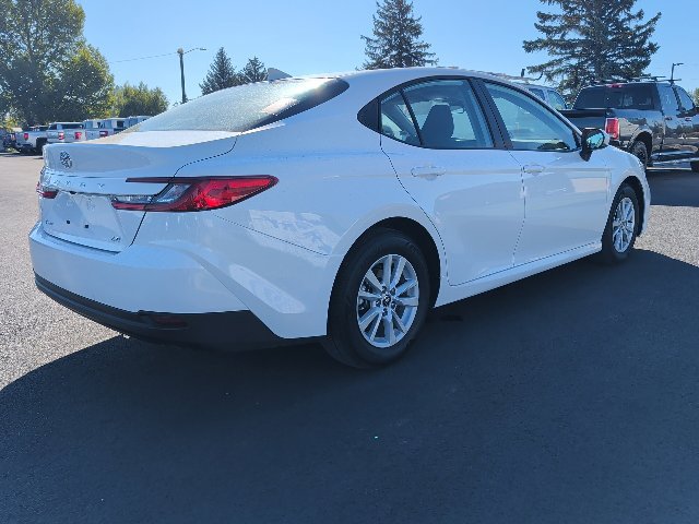 Used 2026 Toyota Camry LE FWD image 3