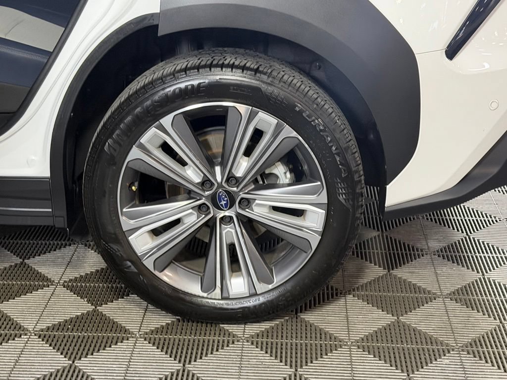 Used 2024 Subaru Solterra AWD/4WD image 12