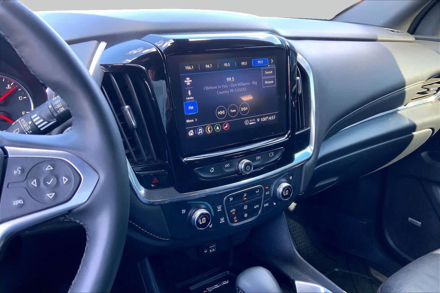 Used 2023 Chevrolet Traverse Premier w/ Redline Edition FWD image 7