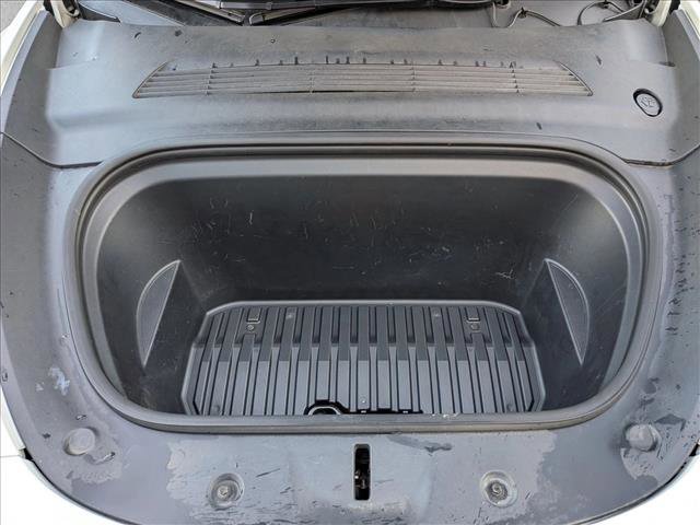 Used 2021 Tesla Model Y Long Range image 25