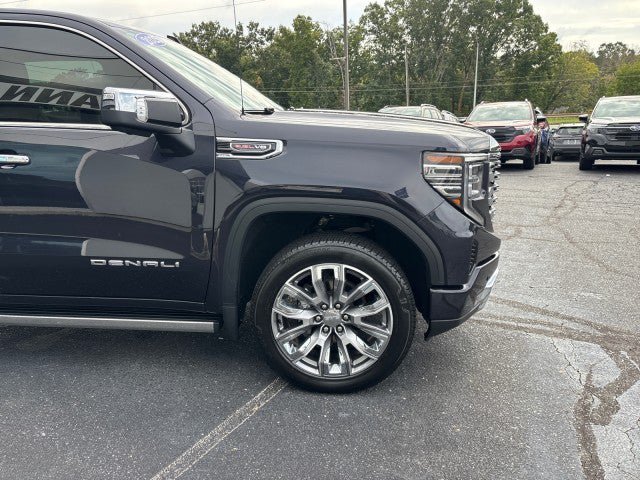 Used 2025 GMC Sierra 1500 Denali w/ Denali Reserve Package AWD/4WD image 5
