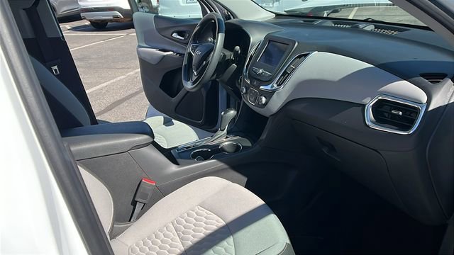 Used 2021 Chevrolet Equinox LS w/ LS Convenience Package FWD image 13