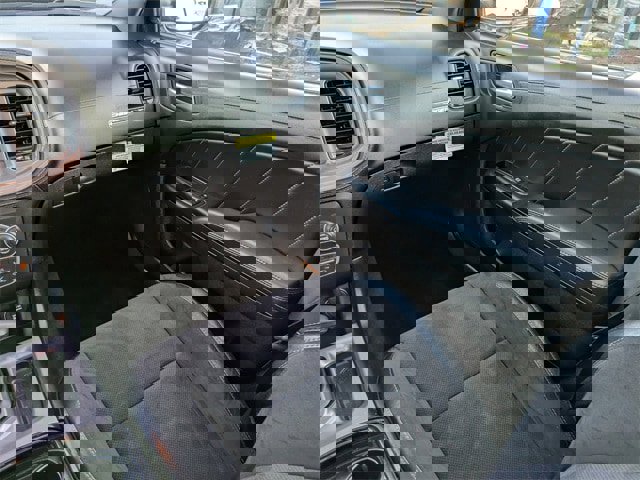 Used 2023 Dodge Charger R/T w/ Plus Group image 16