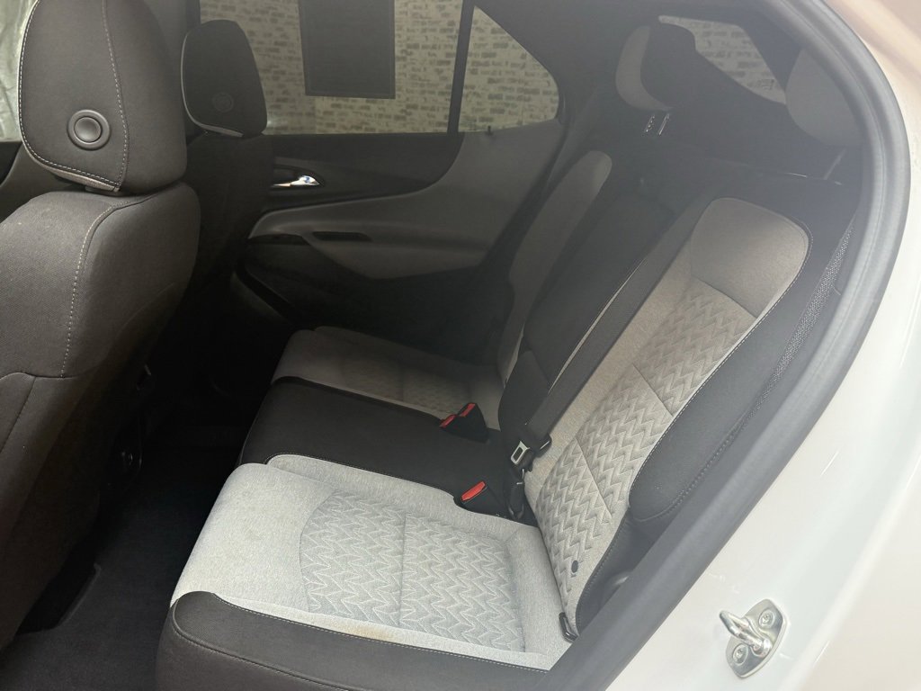Used 2024 Chevrolet Equinox LS w/ LS Convenience Package image 16