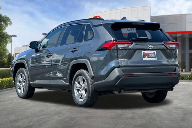 Used 2023 Toyota RAV4 LE AWD/4WD image 7