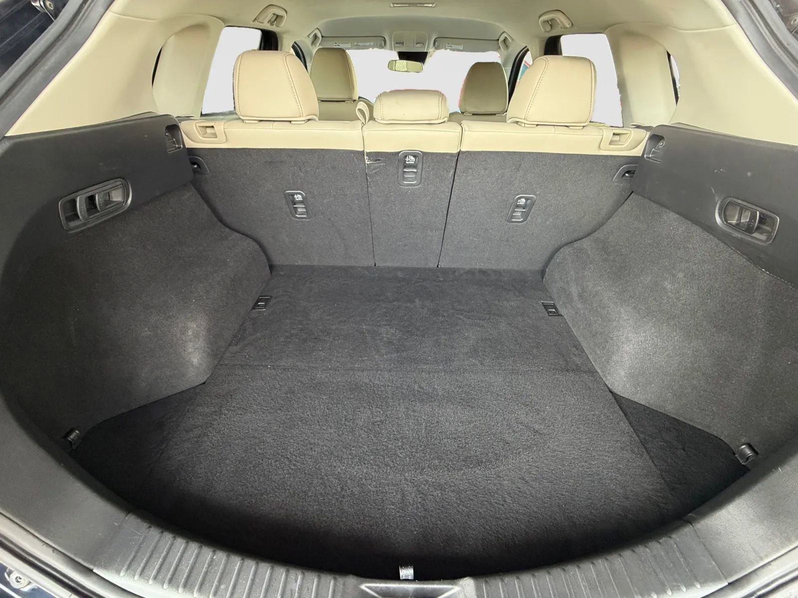 Used 2019 MAZDA CX-5 Touring image 14