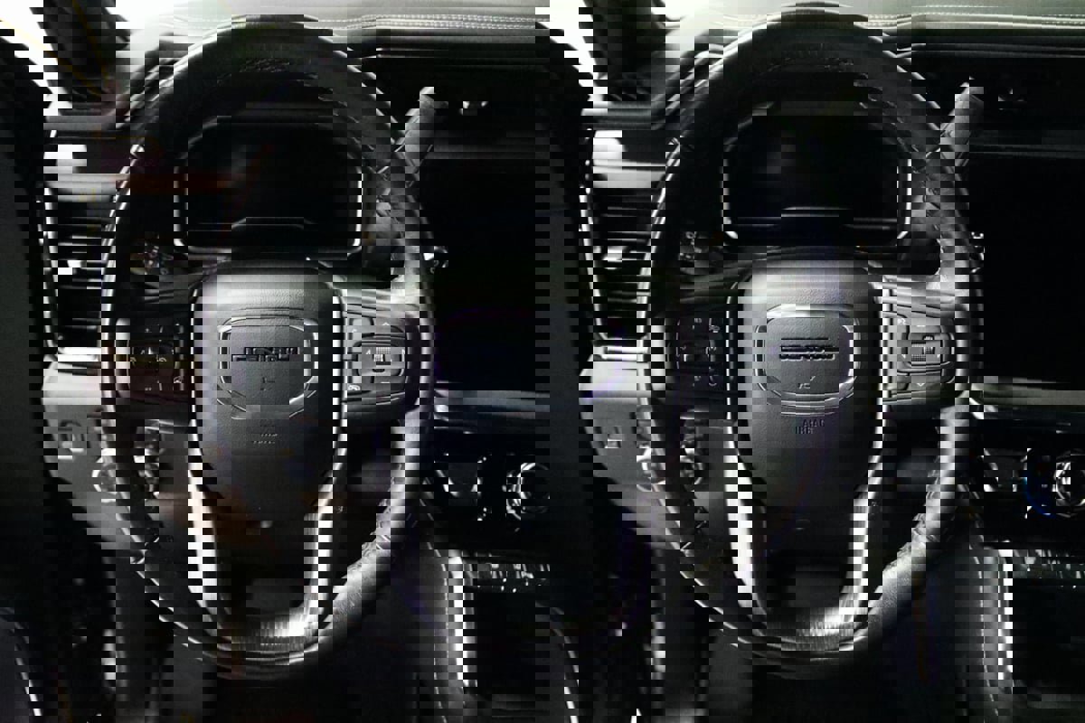 Used 2024 GMC Sierra 3500 Denali Ultimate image 60