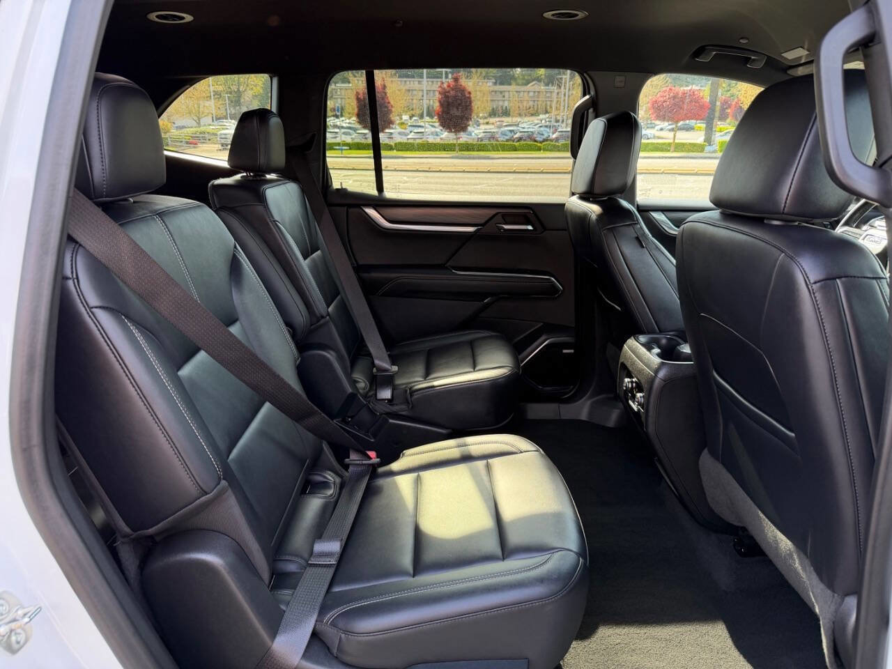 Used 2024 GMC Acadia Elevation AWD/4WD image 28