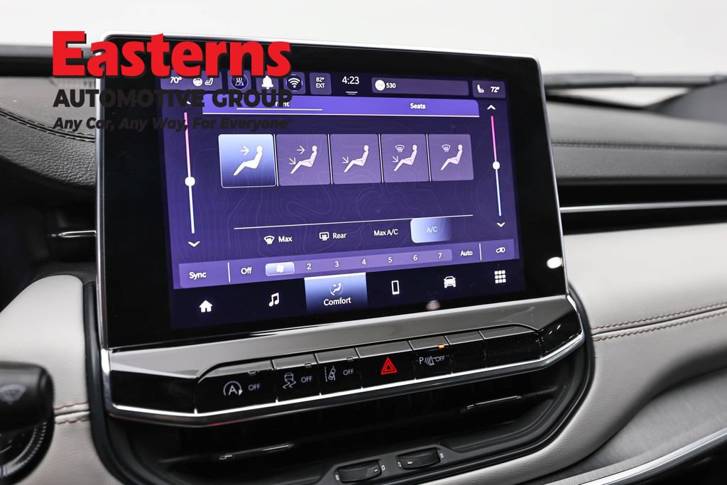 Used 2024 Jeep Compass Limited AWD/4WD image 18