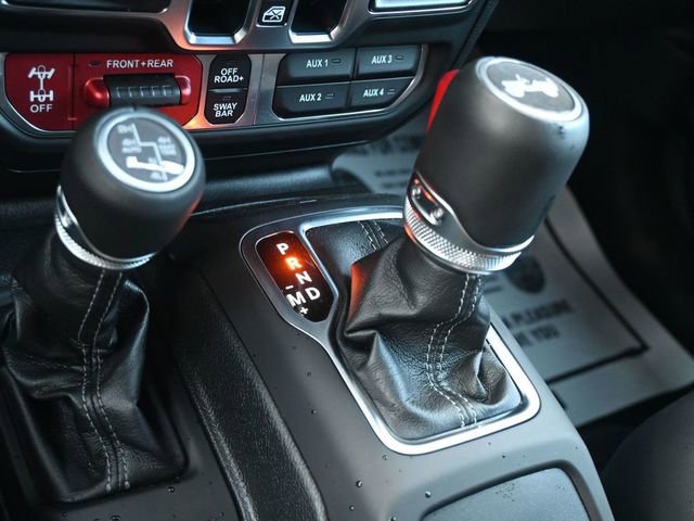 Used 2025 Jeep Wrangler Unlimited Rubicon image 13