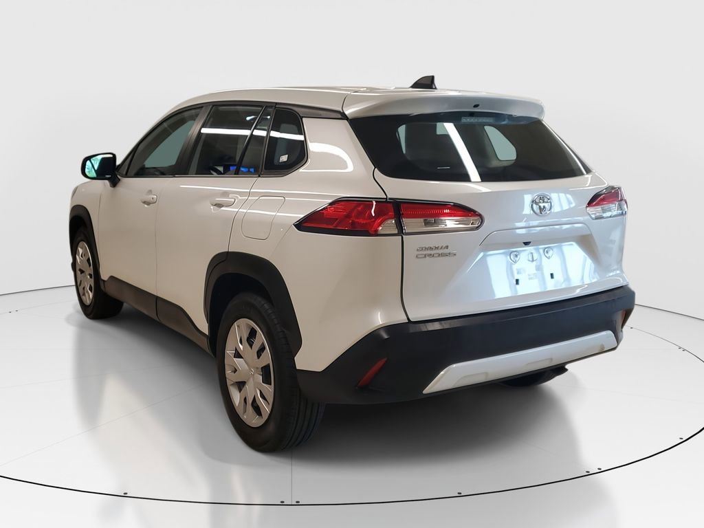 Used 2025 Toyota Corolla Cross L image 5