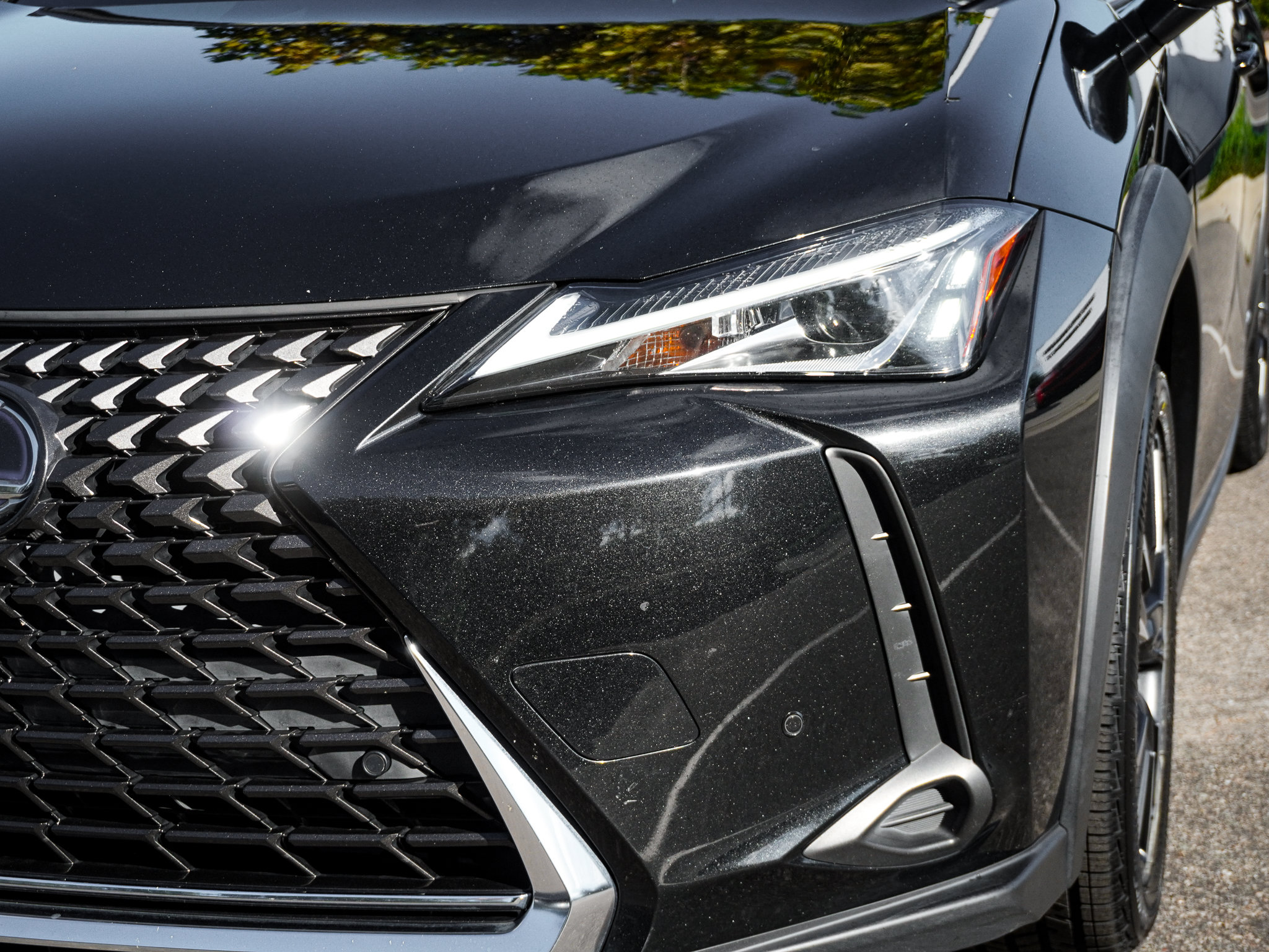 Used 2021 Lexus UX 250h w/ Premium Package AWD/4WD image 6