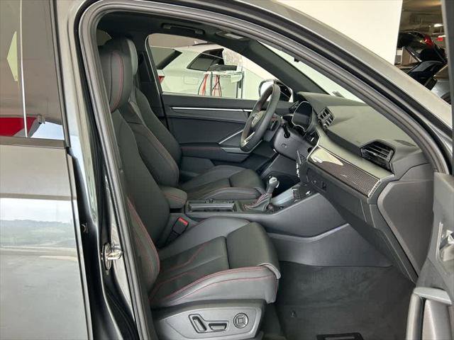Certified 2025 Audi Q3 2.0T Premium Plus w/ Premium Plus Package image 25