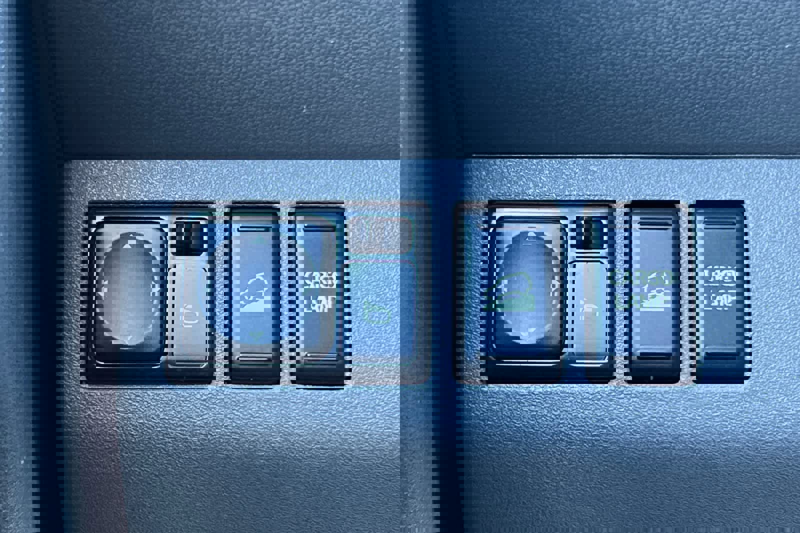 Used 2019 Nissan Frontier SV image 26