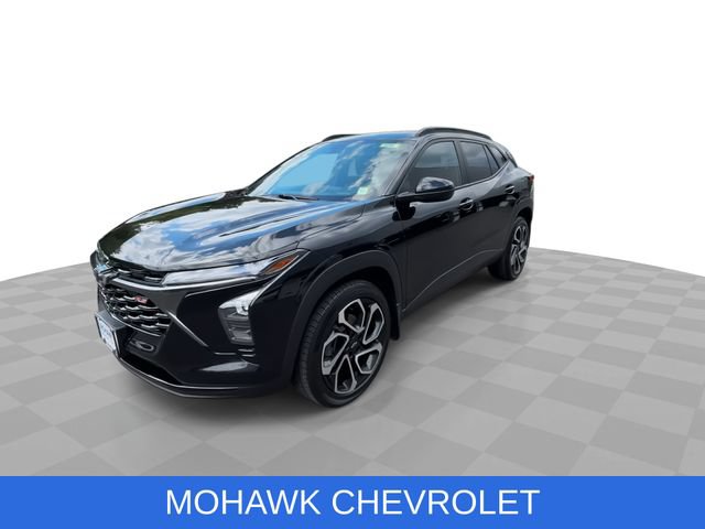 Used 2025 Chevrolet Trax RS w/ Sunroof Package FWD image 4