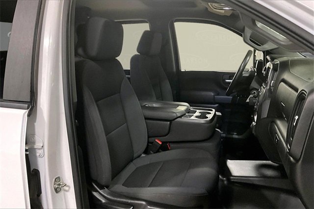 Used 2021 Chevrolet Silverado 2500 W/T w/ Gooseneck/5TH Wheel Package image 16