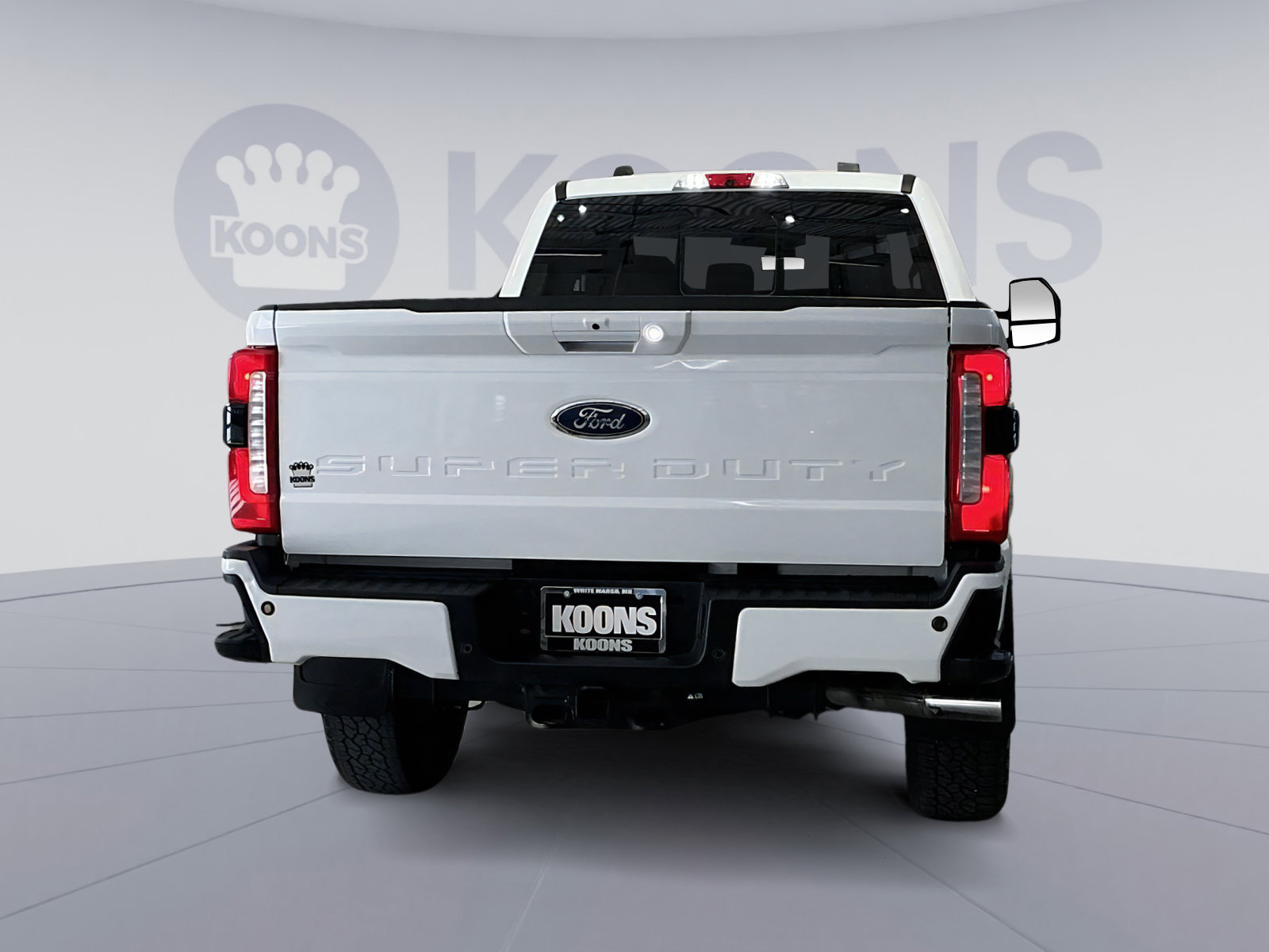Used 2023 Ford F350 Lariat w/ Sport Appearance Package image 15
