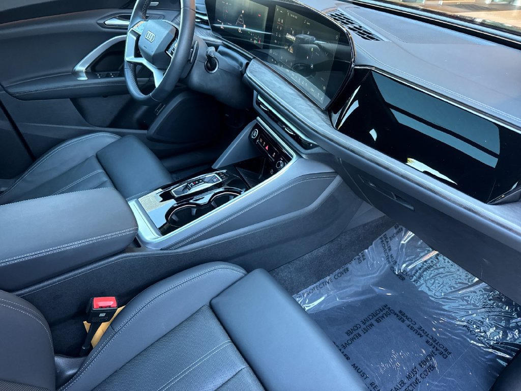 Certified 2025 Audi Q5 Premium Plus AWD/4WD image 19