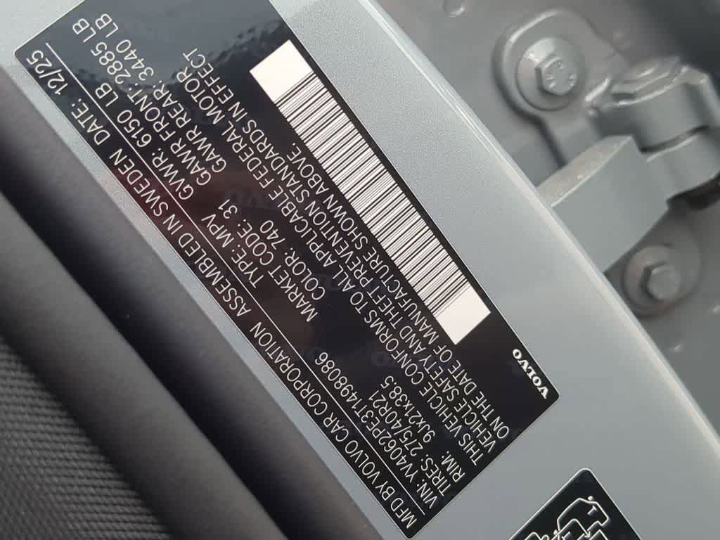 New 2026 Volvo XC90 B6 Plus w/ Protection Package AWD/4WD image 32