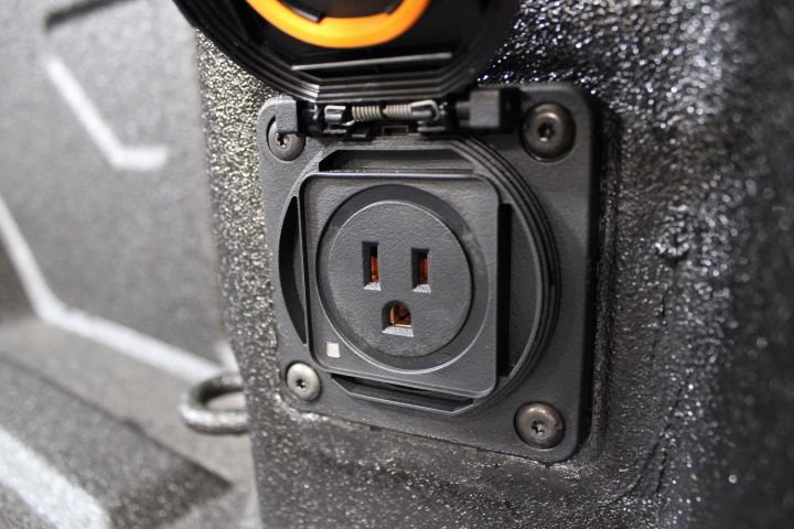 New 2026 GMC Sierra 2500 Denali w/ Denali Reserve Package image 17